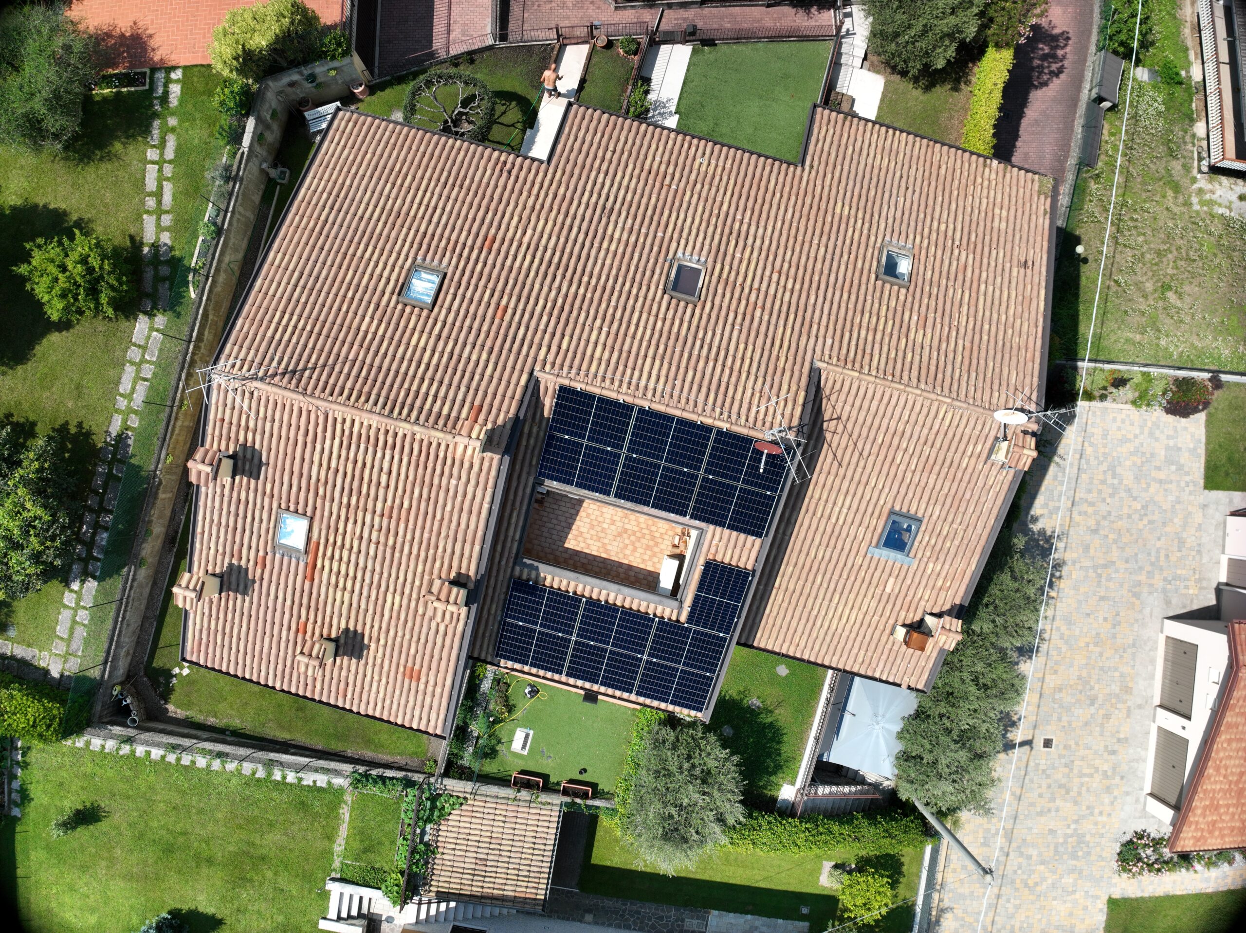 Fotovoltaico con accumulo Tesla: una soluzione integrata per la tua casa